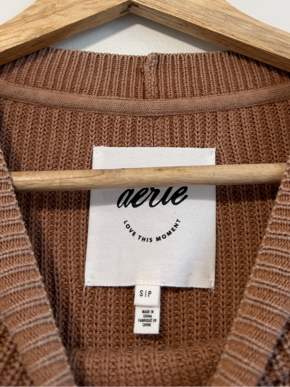Aerie Beyond Sweater Size Small Oversized Brown Tan Ribbed Sweatshirt Pullover - Picture 3 of 6